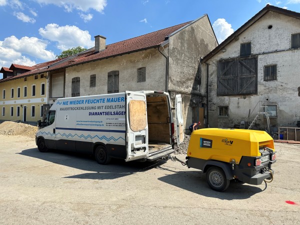 https://www.hw-mauertrockenlegung.de/blog/aufsteigende-feuchtigkeit-2 https://www.hw-mauertrockenlegung.de/blog/aufsteigende-feuchtigkeit-2