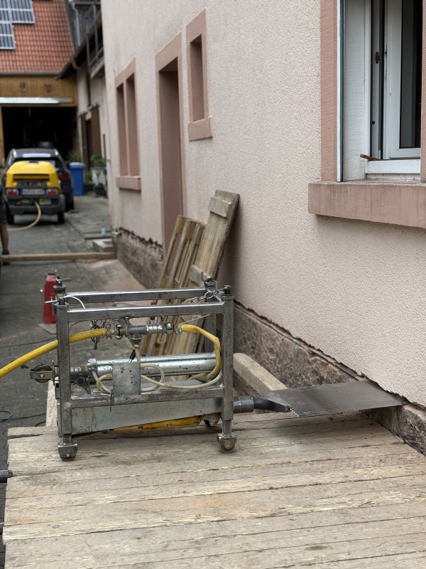 Mauertrockenlegung in der Gemeinde Oberthulba