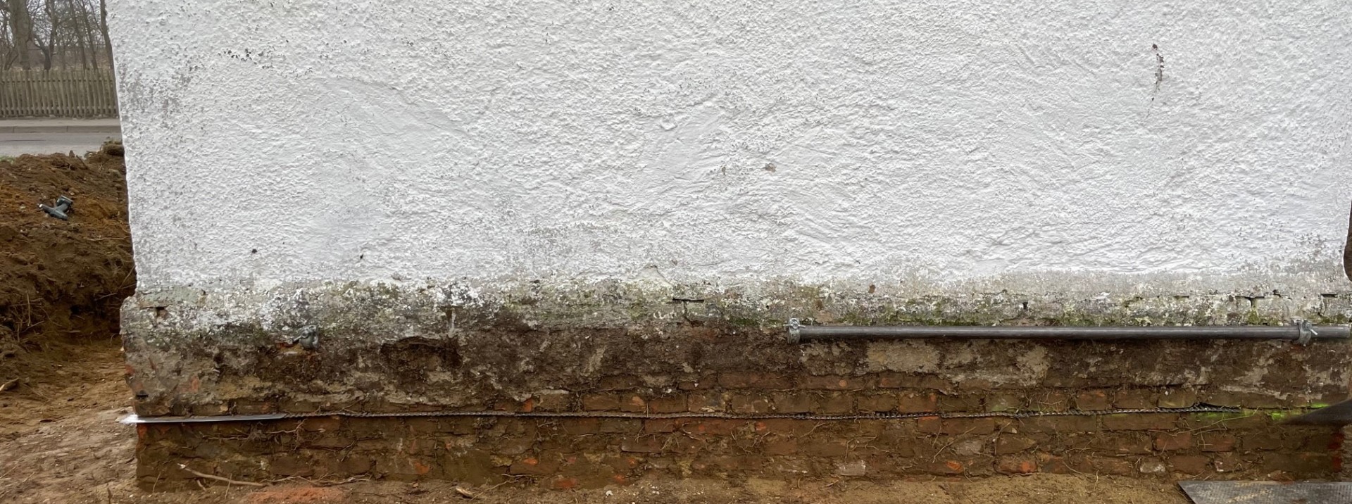 Nachträgliche Horizontalsperre aus HW-Edelstahlplatten, Projekt in Niederbayern mit Video